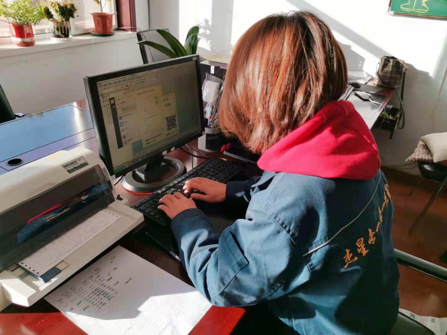 追夢新時代，巾幗綻芳華